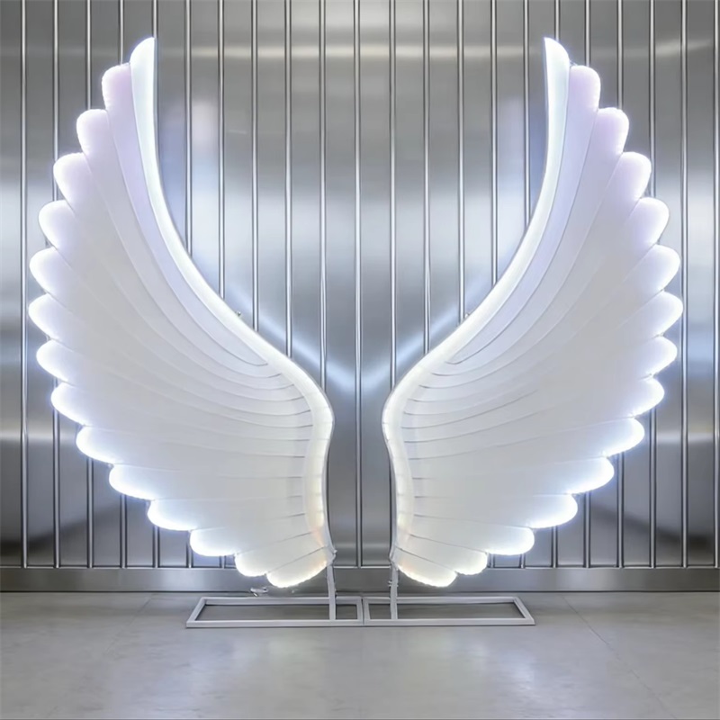Asas de Anjo Iluminadas com LE - Event & Party Supply Photos avaliação e preço